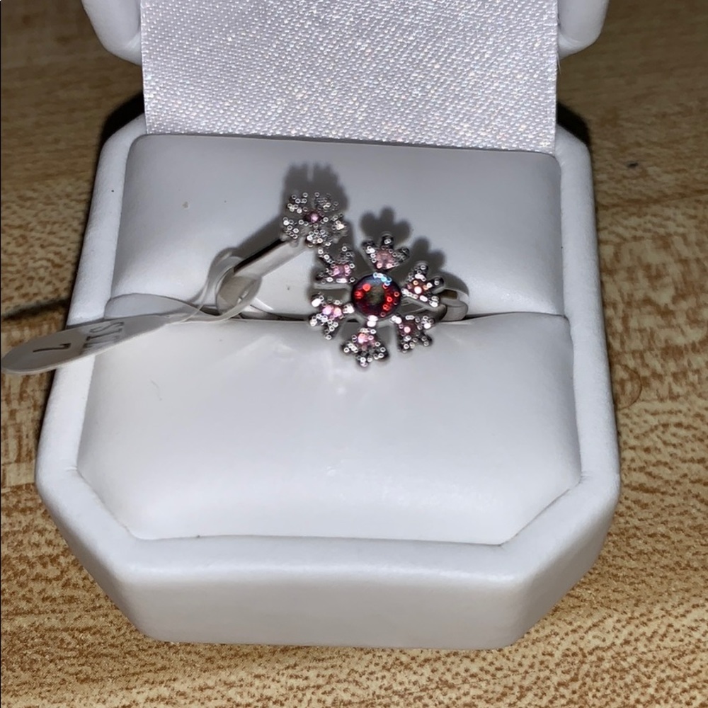 Fragrant jewels size 7 silver tone ring New